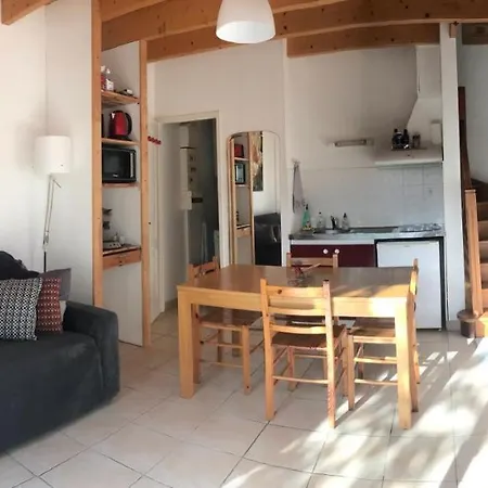 Apartmán Mirande Montagne-saint Emilion